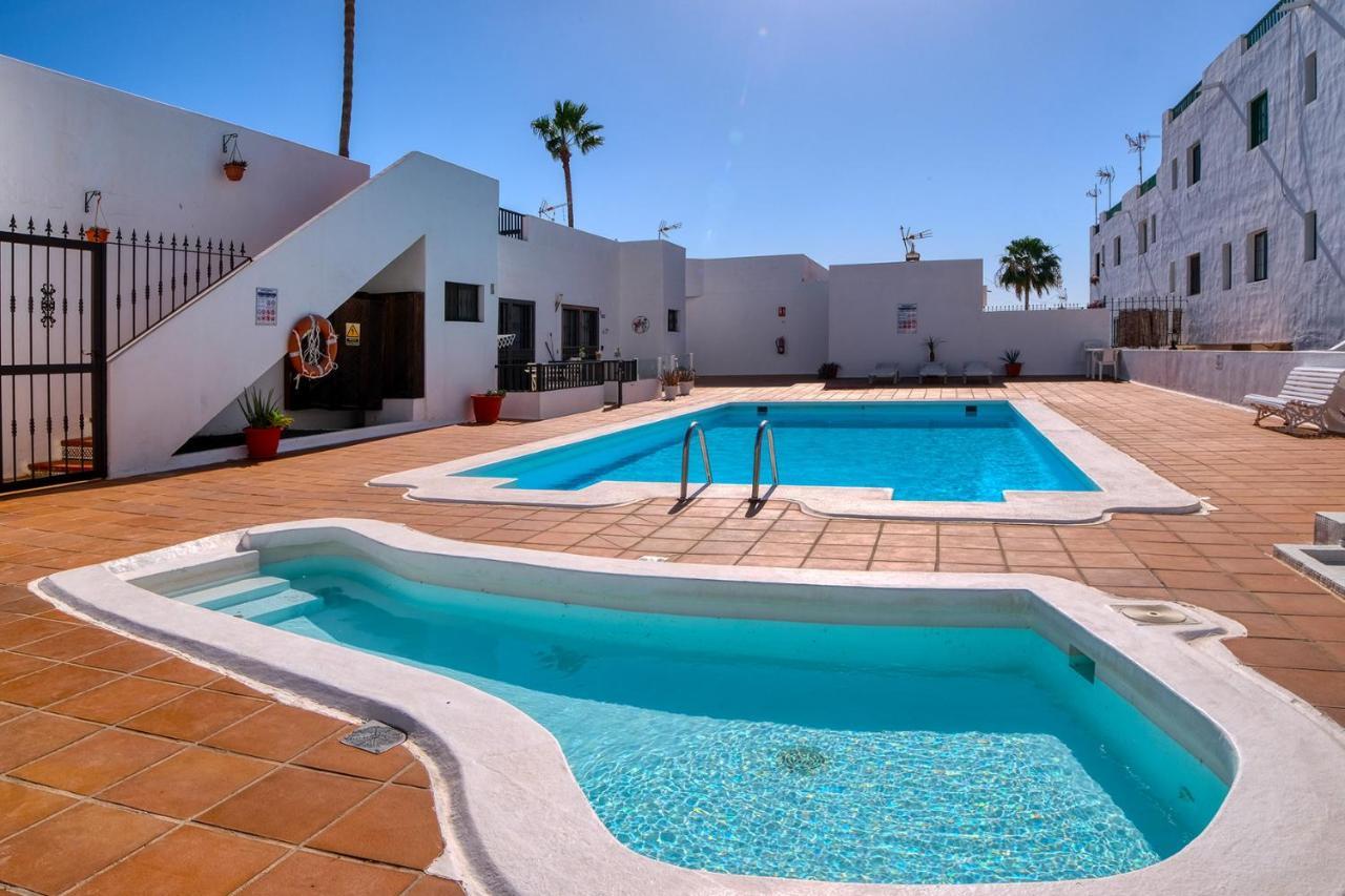 Sea Waves Lanzarote 500M From Playa Grande Big Terrace And Pool Βίλα Πουέρτο Ντελ Κάρμεν Εξωτερικό φωτογραφία